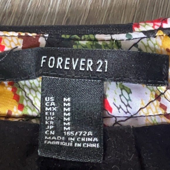 🌼 Forever 21 Floral Quilted Mini Skirt – Size Medium - Picture 7 of 15